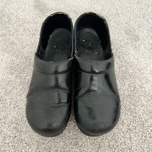 Dansko Clogs - Black Size 40